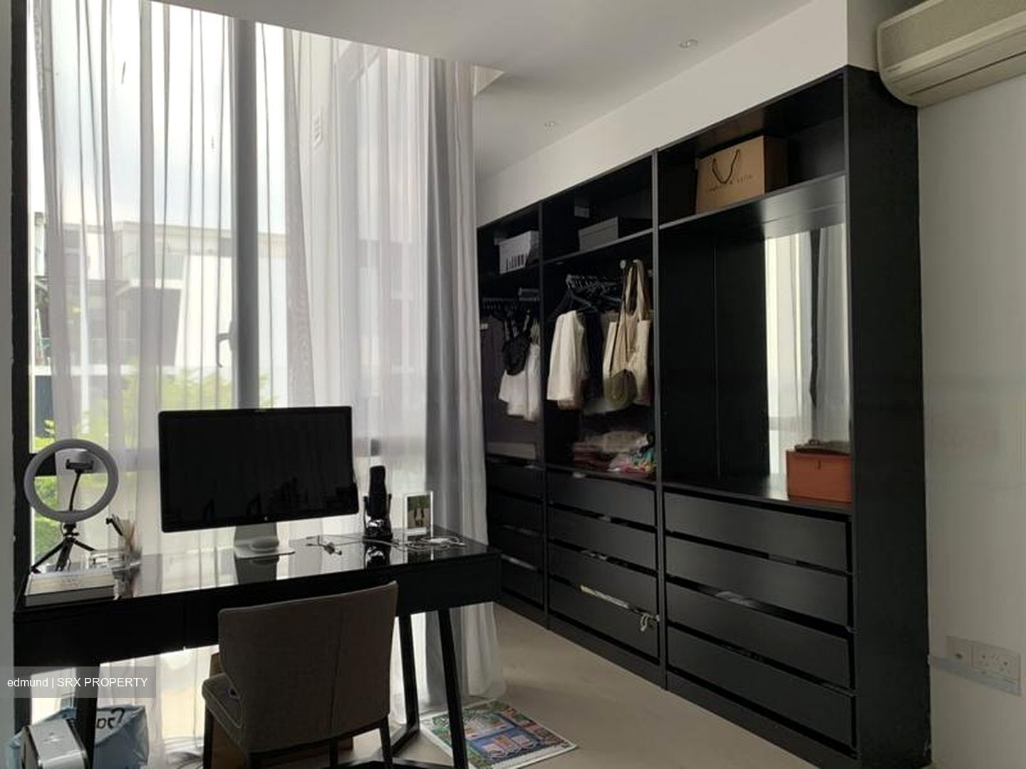Avant Parc (D27), Terrace #476441851
